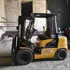 رافعه شوكيه سكين فوركليفت للايجار في جده