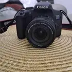 كاميرا Canon EOS 800D