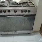 فرن للبيع خمس عيون شغال 100 100بس تنضيف خارجي