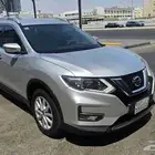 نيسان اكس تريل موديل 2021 بحاله ممتازه بودي بلدها متحتاج اي