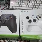 للبيع كنترولر يدتين Xbox جديد غير مستخدمة