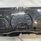 قطع غيار كروان فكتوريا 2002 مستخدم
