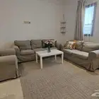 للبيع مجلس كنب ايكيا كامل كنبتين وكرسي وطاولة