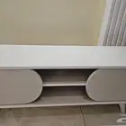 طاولة بلازما (تلفزيون) للبيع