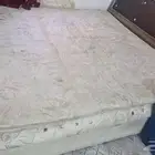 مرتبة سرير كبيرة 220x220م بحالة جيدة