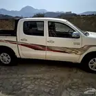 هايلوكس 2012 غمارتين نظيفه