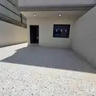 شقق دبلكسية أرضية بحي بدر ب 770 الف