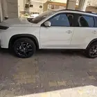 تويوتا اوربان 2024