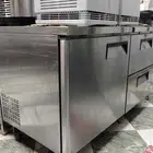 ثلاجه اندر كاونتر باب و2 ادراج الاهلي مستعمل شغال على الشرط