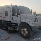 سيارة تنظيف اسفلت