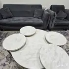 بيع اثاث 4 كنب مع الفرشه و طاوله كبيره مع 4 طولات صغار