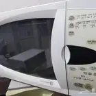للبيع مكرويف الجى سعه 35 لتر صناعة كوريا كهرباء 220 فولت