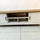 طاوله تليفزيون ودولاب أطفال معاه كومودينو وسجاجيد
