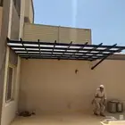 خيام ومظلات