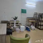 رفوف للبيع