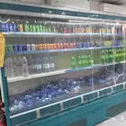 ثلاجة عرض عصيرات وفواكه