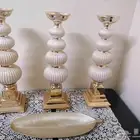 ثلاث قطع تحف شمعدان
