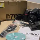 كاميرا نيكون NIKON D7000