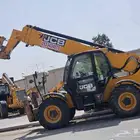 رافعه تلسكوبيه الإيجار 17متر