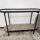 طاوله للبيع