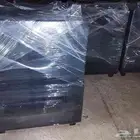كنب جلد اسود نضيف للمكاتب والمجالس