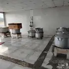 اغراض مطبخ و مندي كاملة وملحمة ممتازة للبيع مستعجل للصامل
