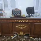 مكتب مع كرسي للبيع