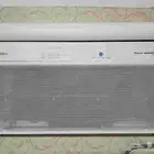 مكيف شباك ميديا سبليت طن ونص شبه جديد بالريموت