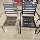 كراسي وطاولات خارجية