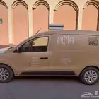 ستيكر سيارات