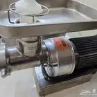 فرامة لحم وفلافل