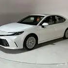 تويوتا كامرى 2025 ستاندر اصفار والسعر حرق