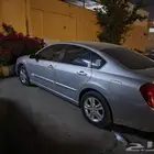 رينو سافران 2011