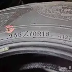 يوجد كفرات جودير أمريكي مقاس 255 70 18