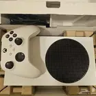 اكس بوكس series s نظيف جدا