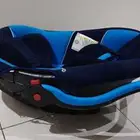 كرسي سيارة وسرير