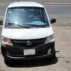 سيارة باص صيني صغير