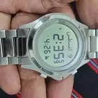 ساعة الفجر نظيفة جدا