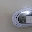سلك شاحن ايفون