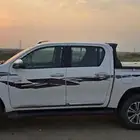 تويوتا هايلو س ديزل 2800 موديل 2021 نظيفة جدا