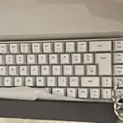 كيبورت مع ماوس جاهز ويشتغل الوان رهيبة