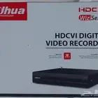 جهاز كاميرات مع شاشه