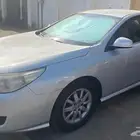 سيارة رينو 2012