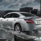 متوفره بعض قطع غيار مكسيما 2010