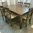 طاولات طعام وغرف نوم جديد بالكرتون