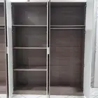 خزانة ملابس من هوم بوكس ستة باب مع تسريحه