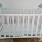 سرير اطفال شبه جديد