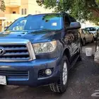 toyota sequoia 2010