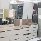 غرفة نوم إيطالي نظيف على الشرط