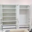 خزانة ملابس من إيكيا نظيف
